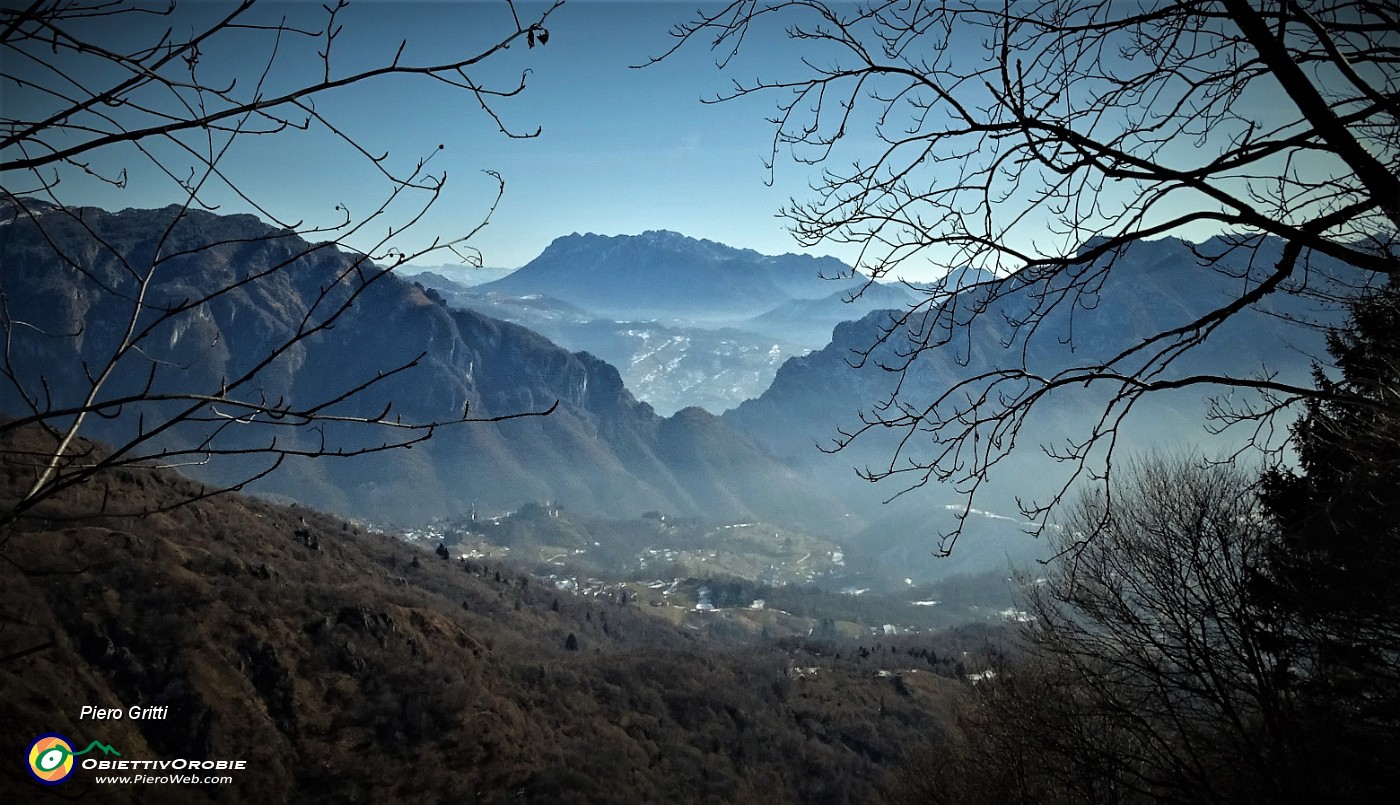 33 Val Taleggio con vista in Alben.JPG